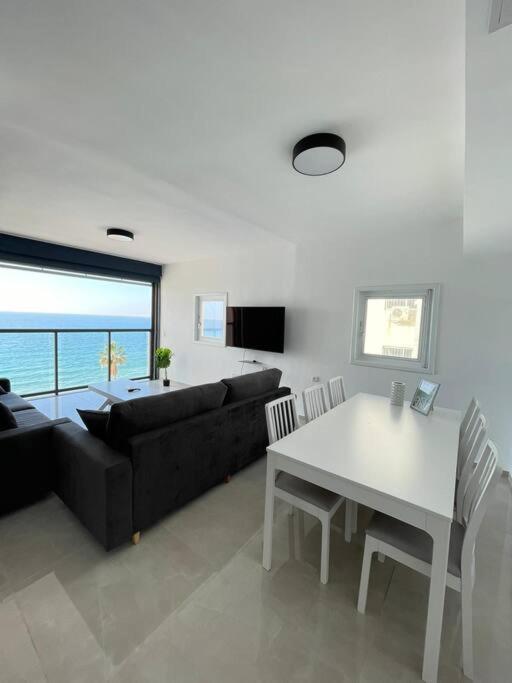 Appartement Onthesea Bat Yam Extérieur photo