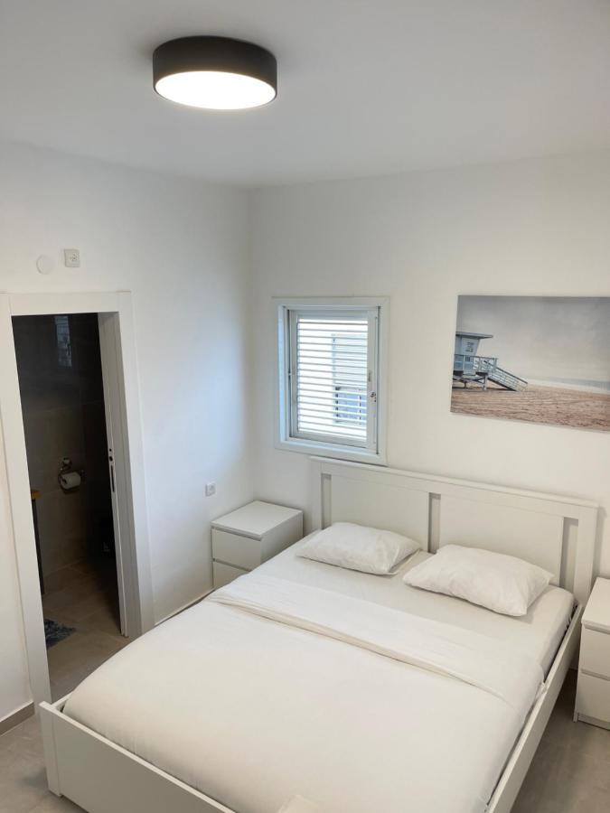 Appartement Onthesea Bat Yam Extérieur photo